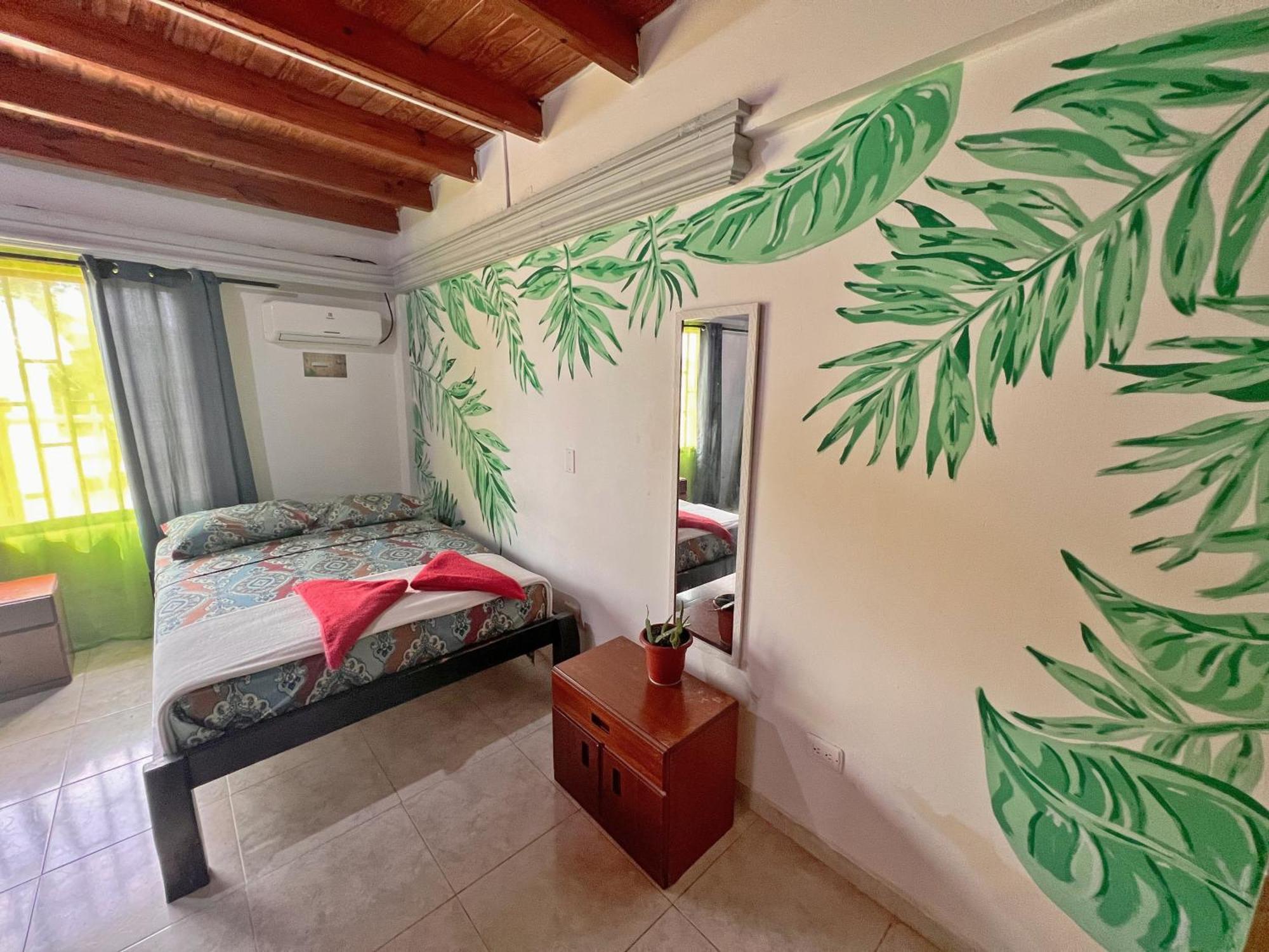 Hostal Mom Mariela San Andrés Exterior foto